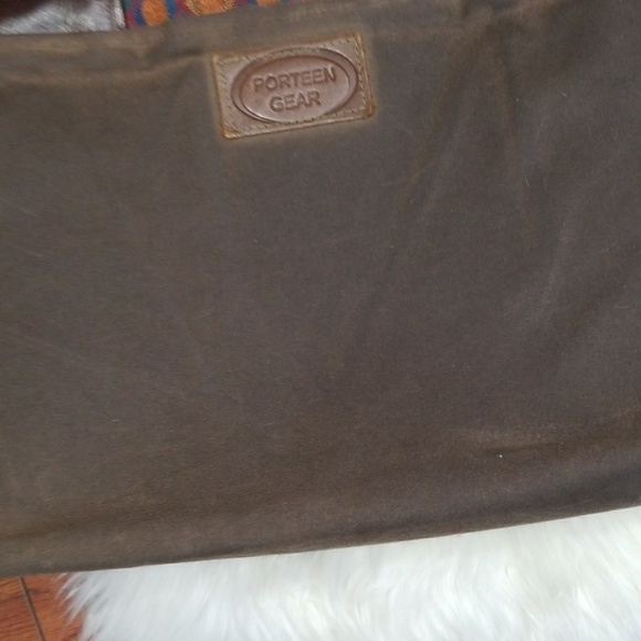 Porteen Sport Bag - Picture 6 of 8